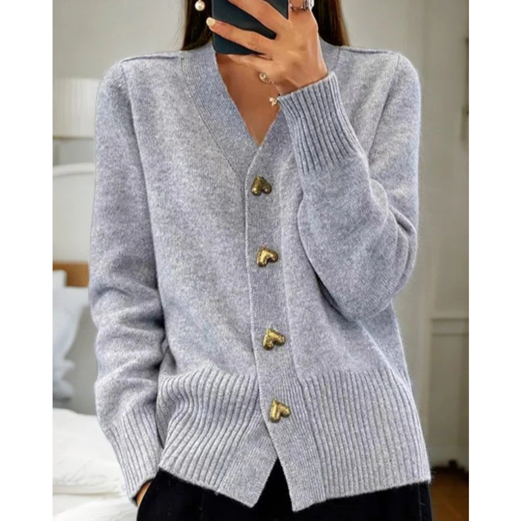 Liora – Miękki kardigan z guzikami w kształcie serc