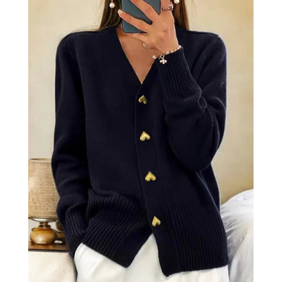 Liora – Miękki kardigan z guzikami w kształcie serc