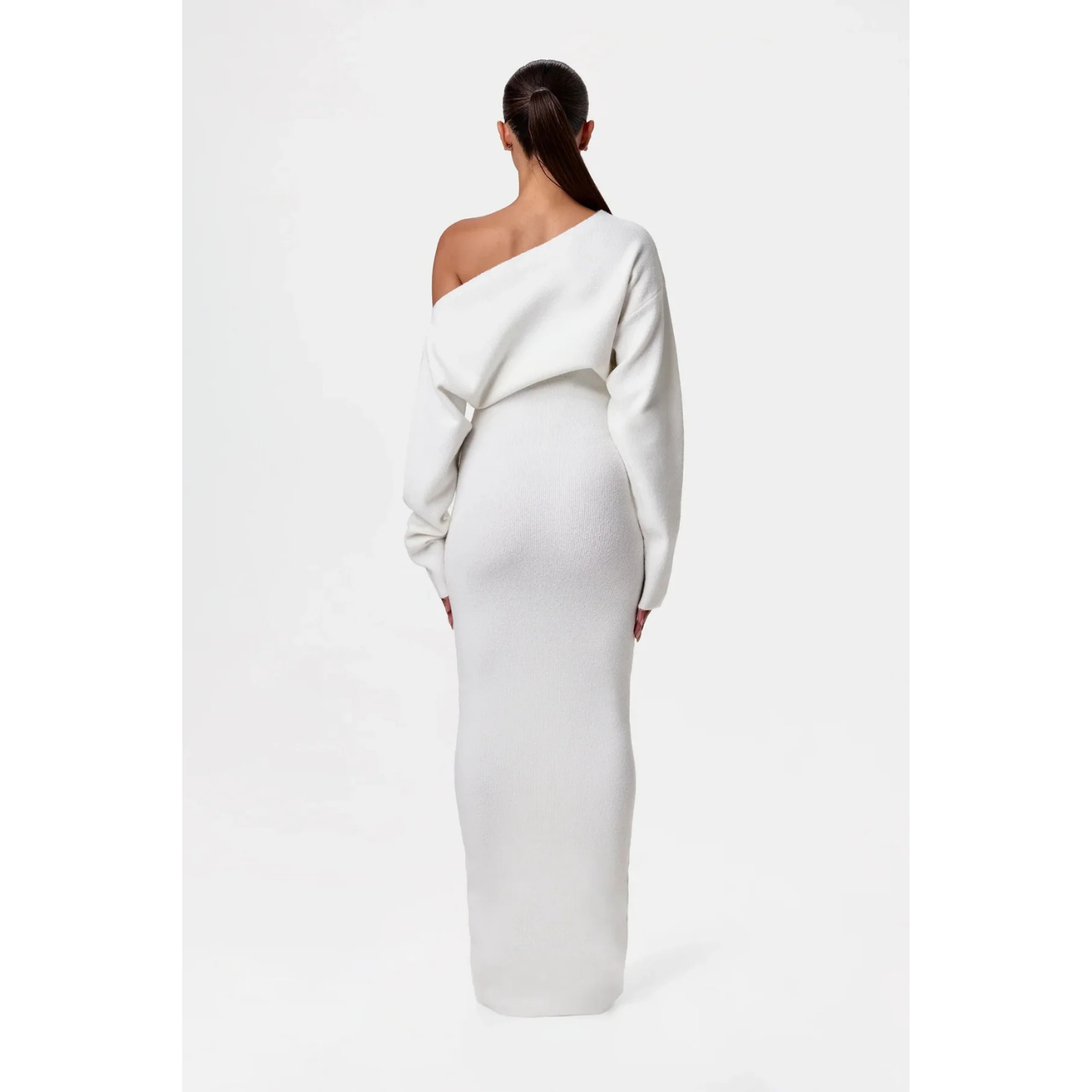 CLAUDIA - Sukienka Swetrowa Maxi – Elegancja i Komfort w Jednym